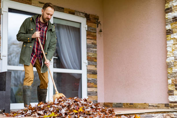 Best Construction Debris Removal  in Johnstown, CO
